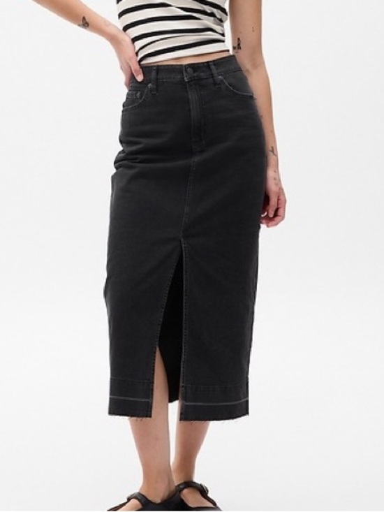 GAP Dresses & Skirts - gap denim midi skirt